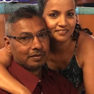 Meet your Posher, Azeema